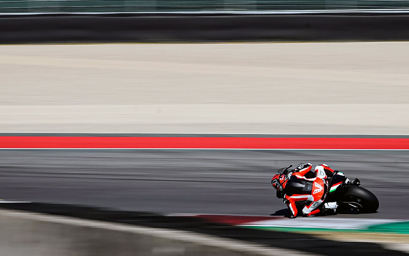 Motorcycle trackday 4